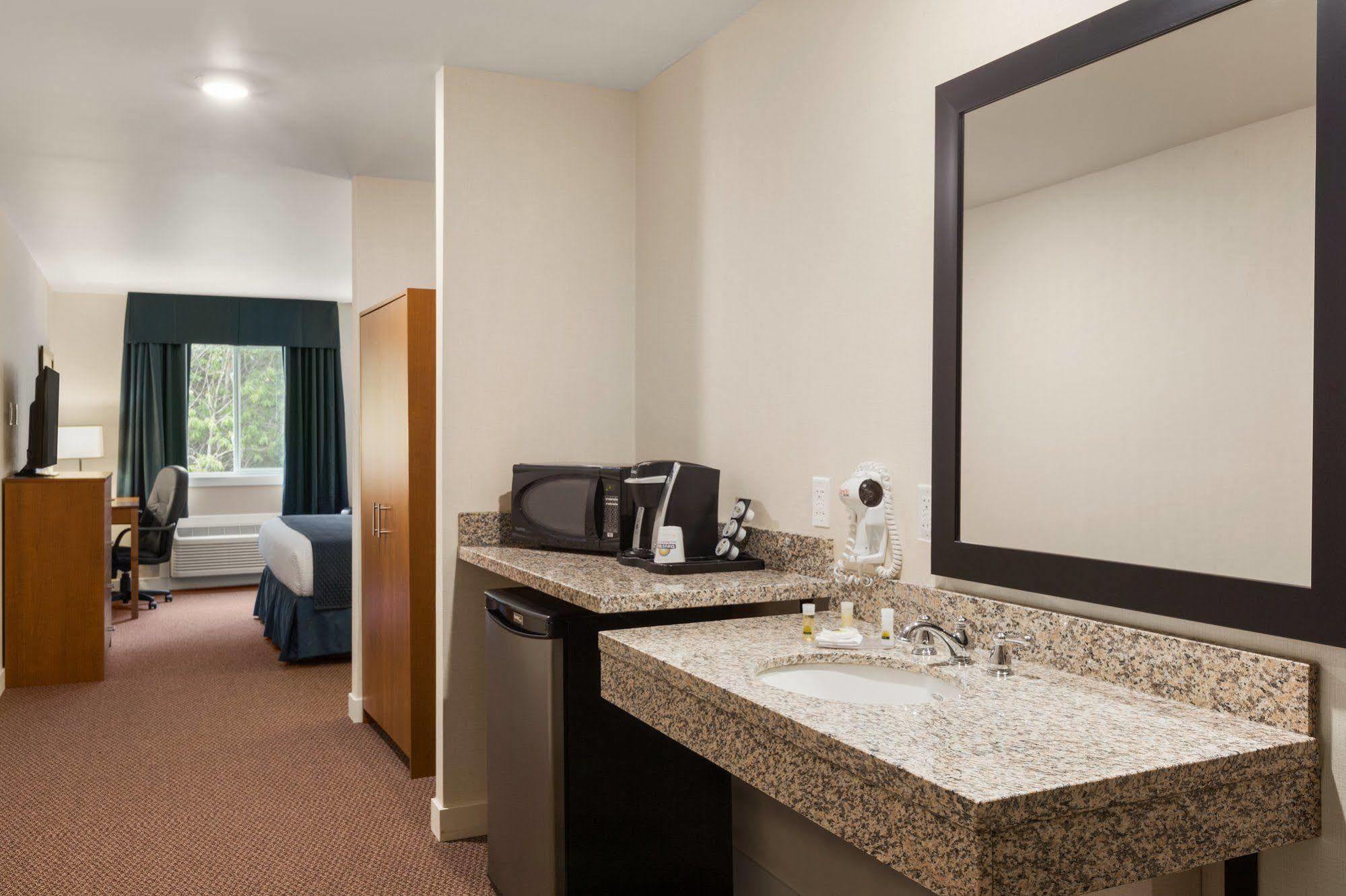 Days Inn By Wyndham Sioux Lookout Extérieur photo